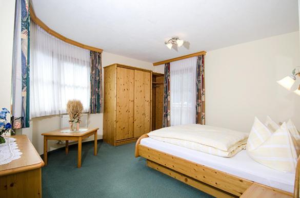 Hof Am Arlberg - Familie Walter Apartamento Sankt Anton am Arlberg Exterior foto